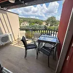 Elégant 4p Neuf 2 *, Piscine, à 150m Appartement