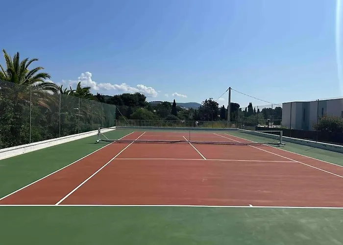 Elegant 4p Neuf 2 *, Piscine, A 150m * バンドール